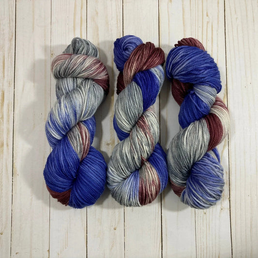 Worsted Weight Fine Superwash Merino Wool - Antique Waze
