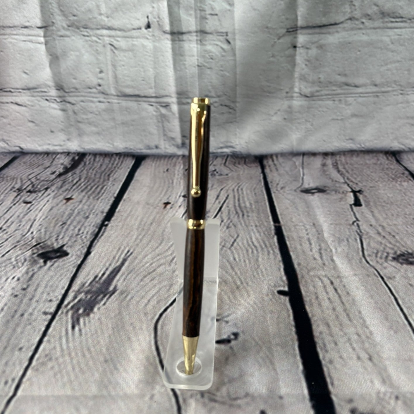Slimline ballpoint pen with bocote wood and gold fittings
