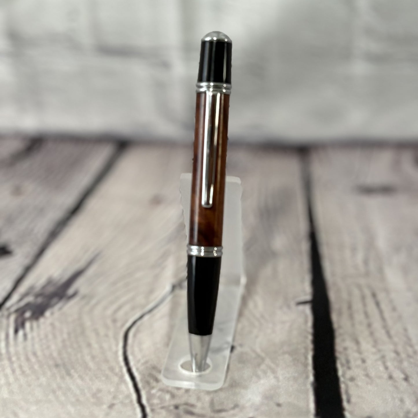 Gatsby Twist ballpoint pen with Honduran rosewood, black and chrome fittings