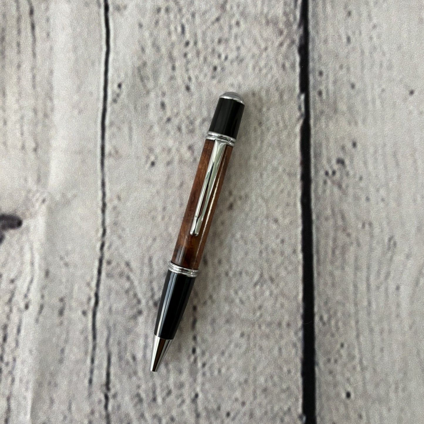 Gatsby Twist ballpoint pen with Honduran rosewood, black and chrome fittings