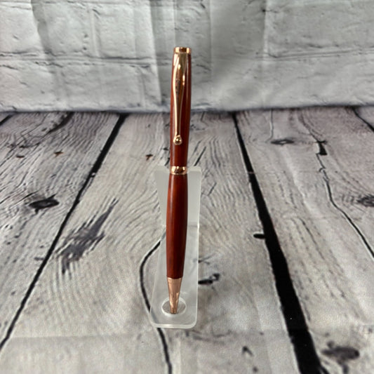 Slimline ballpoint pen with red heart and gold fittings