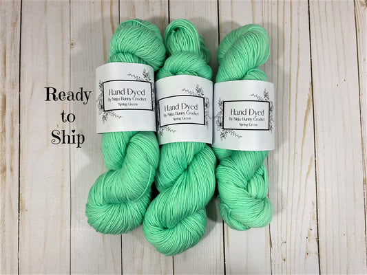 Fingering Weight Superwash Merino - Spring Green