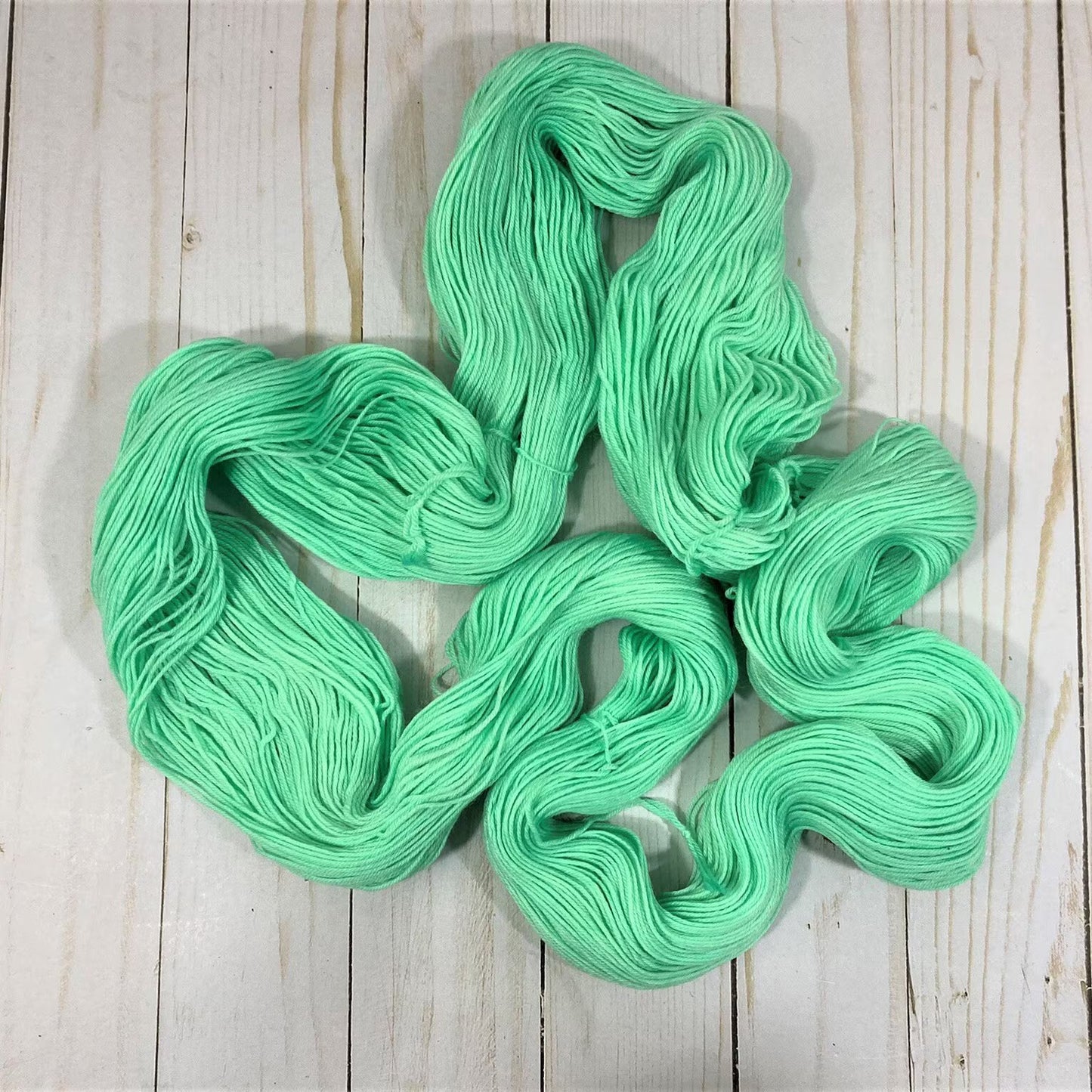 Fingering Weight Superwash Merino - Spring Green
